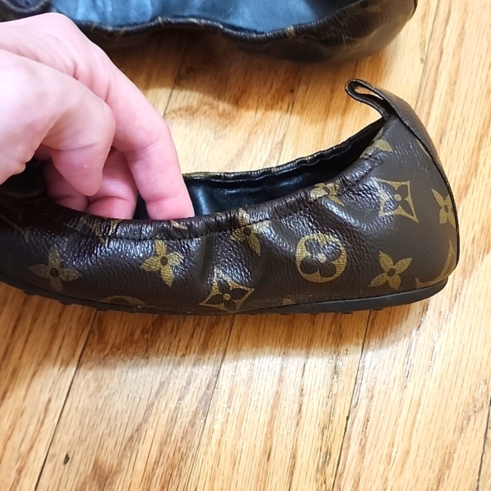 Louis Vuitton Brown and Black Flats & Loafers - Picture 5 of 13